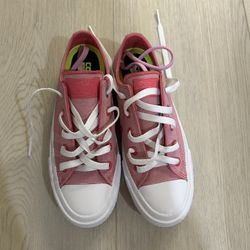 Brand New Pink Converse 