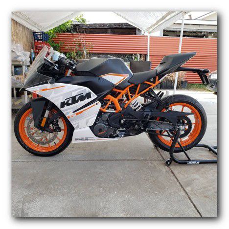 Photo $1000bike 2015 KTM RC 390 immaculate condition