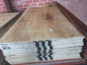 PLYWOOD 4x8 1/2 $13 each/ cada uno