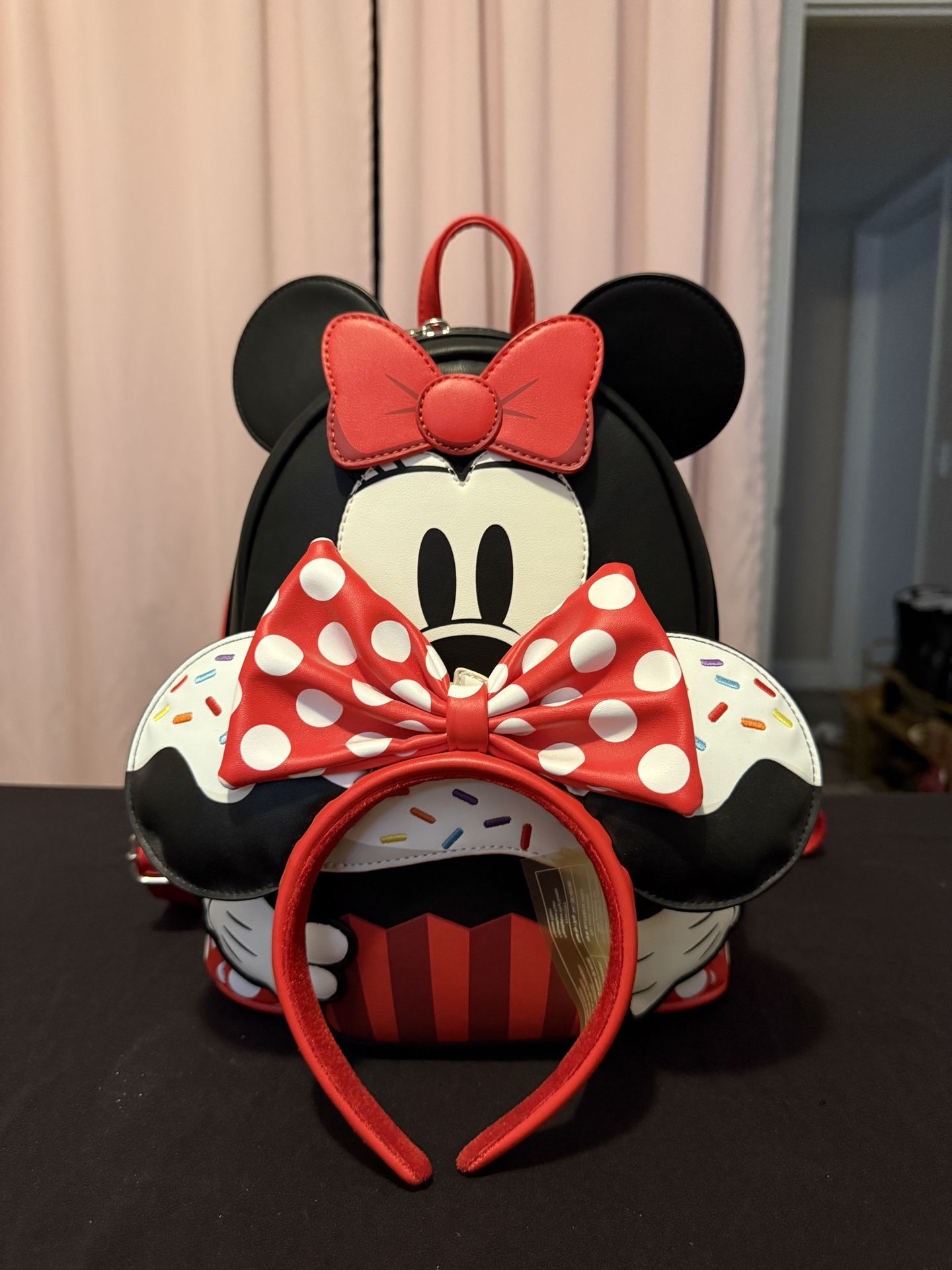 Loungefly Minnie Cupcake Backpack/Ear Combo