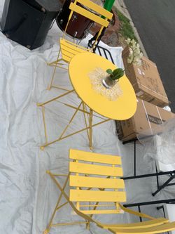 Table and chair set
