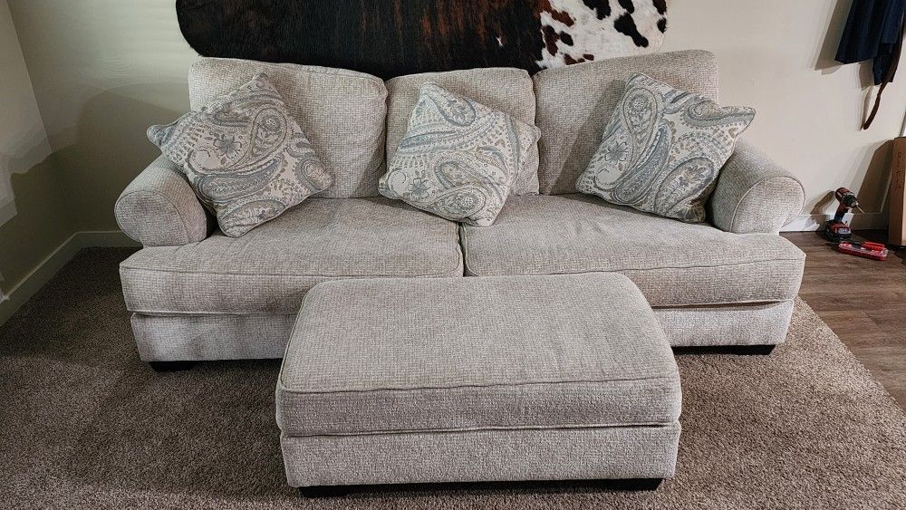 Couch With Ottoman