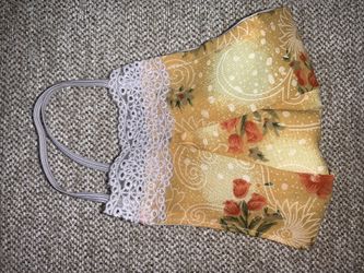 Mask w/lace adult/teenager & toddlers double layer w/filter pocket