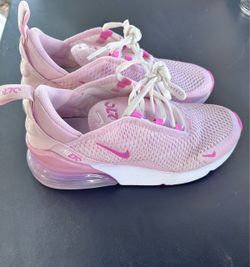 Air max 270 girls size 2.5y