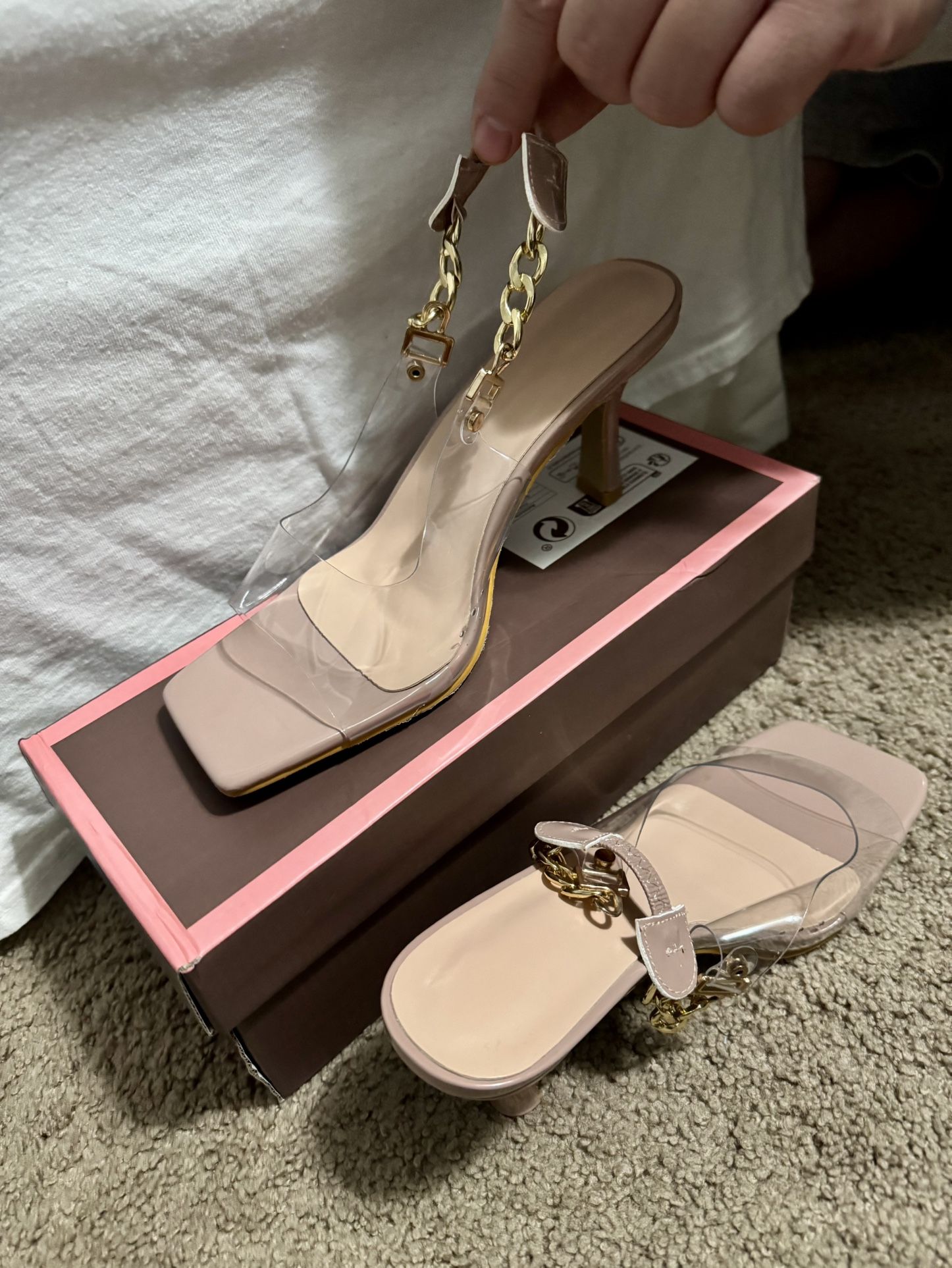 Clean,Tan and pink cream high heel sandals with gold chain detail. Never used! #glamour #highheels