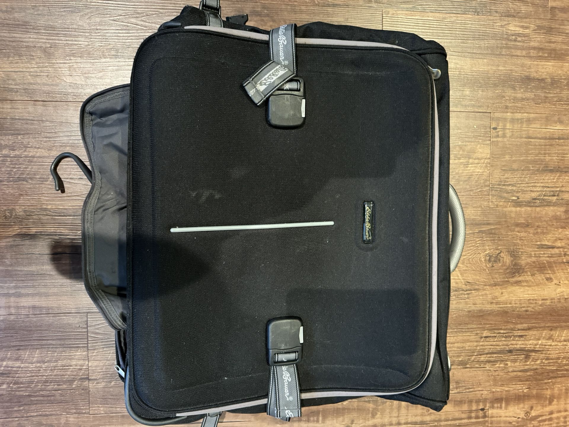 Eddie Bauer Garment Bag