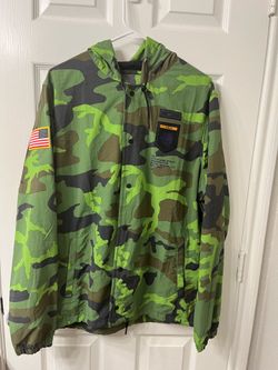 LSU jacket camo size large