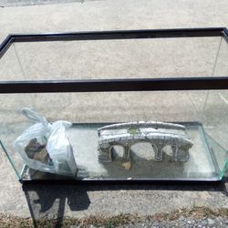 20 Gallon Fish Tank Aquarium 30.00