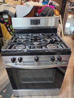 5 burners Frigidaire  gas stove.