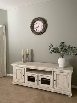 Farmhouse Decor Entertainment Center.. Excellent Condition.. Clean.. NonSmoking home.. measures 74L x 28h x 20d
