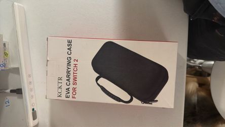 Carrying case switch 2