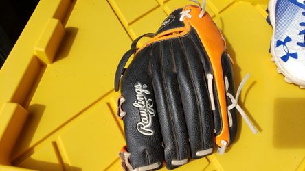 Rawling Baseball Glove