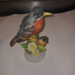Angeline Originals Porcelain Figurine Family Of RobinsAngeline Originals Porcelain Figurine Family Of Robins