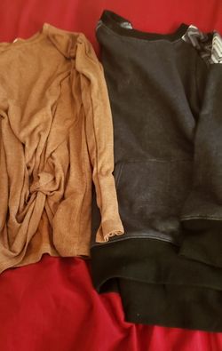 2 Winter Maternity Tops