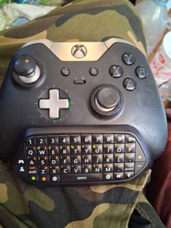 Xbox One Elite Controller With Chatpad