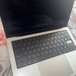 MacBook 14 Pro