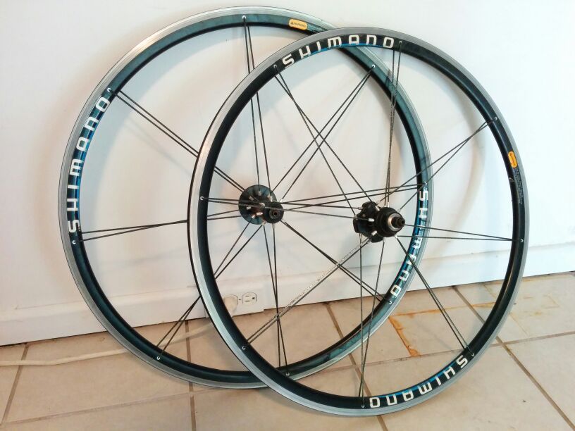 Shimano WH- R535 Road Wheelset Clincher