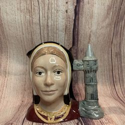 ROYAL DOULTON - Catherine Of Aragon D6643 Large Character Jug 