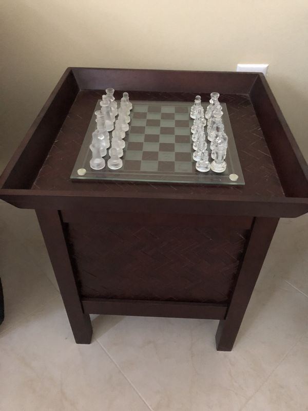 Center Table W Glass Chess Display Furniture In Delray Beach Fl Center Table W Glass Chess Display Furniture In Delray Beach Fl Offerup