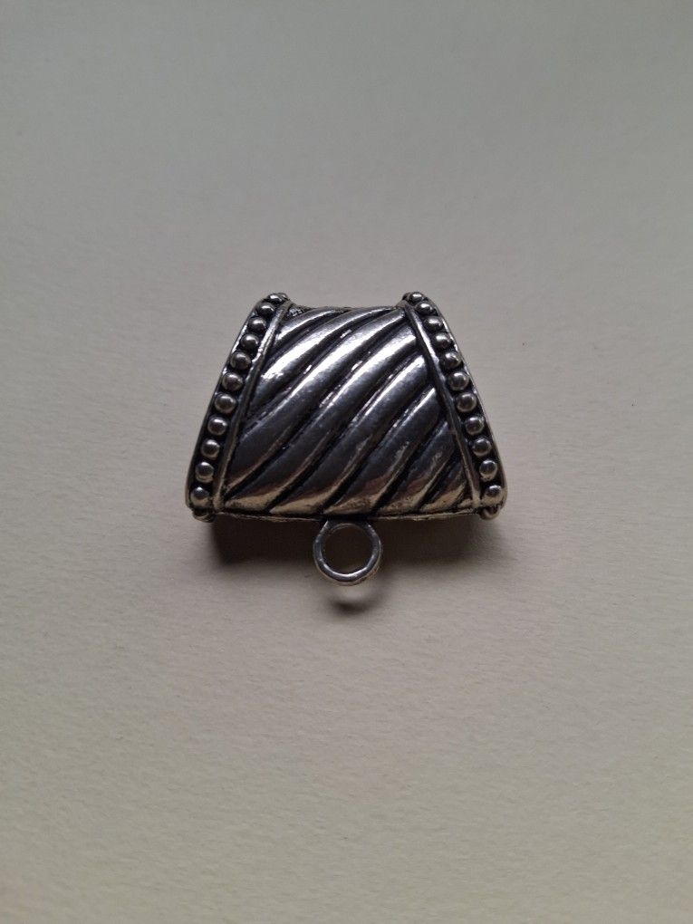 Vintage Silver Plated Necklace Barrell