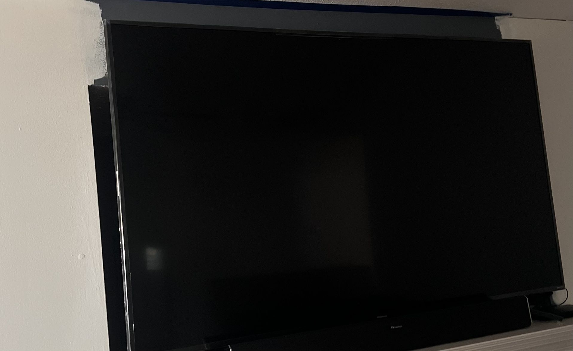 Hisense 65 Inches TV