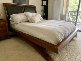 Belcourt platform bed deals
