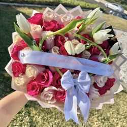 Tulip Heart Valentines Day Bouquet Ramo 