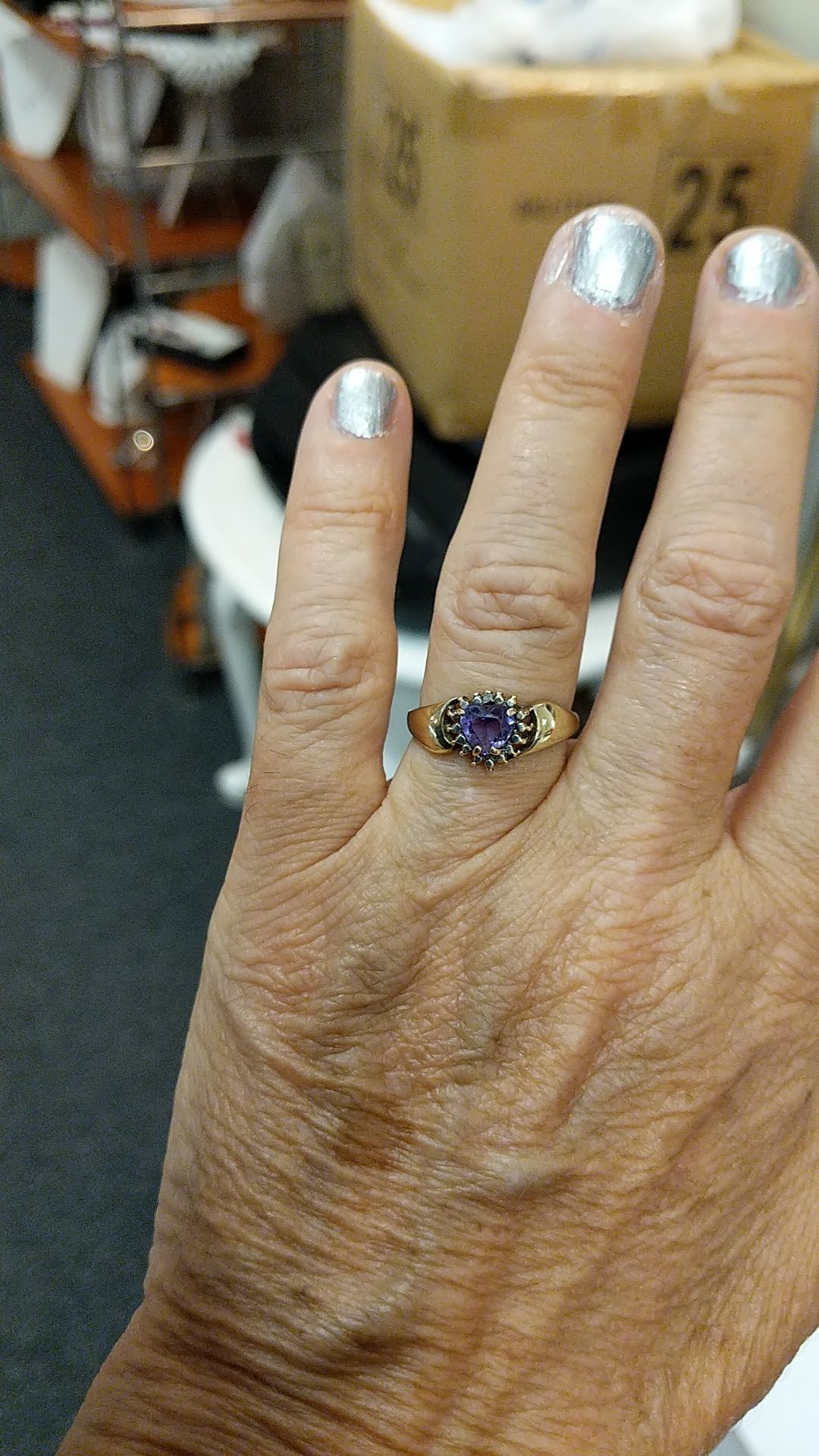 AMETHYST YELLOW GOLD RING SZ 6