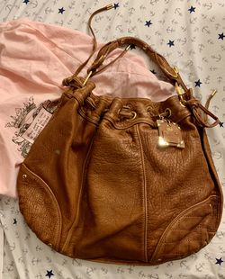 Juicy hobo pebbled leather in cognac color