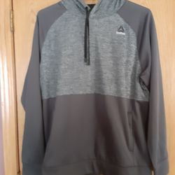 Mens size XL. Reebok Hooded sweatshirt 