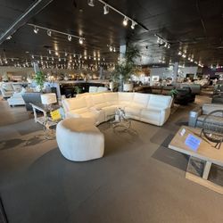 Power Reclining Sectional 