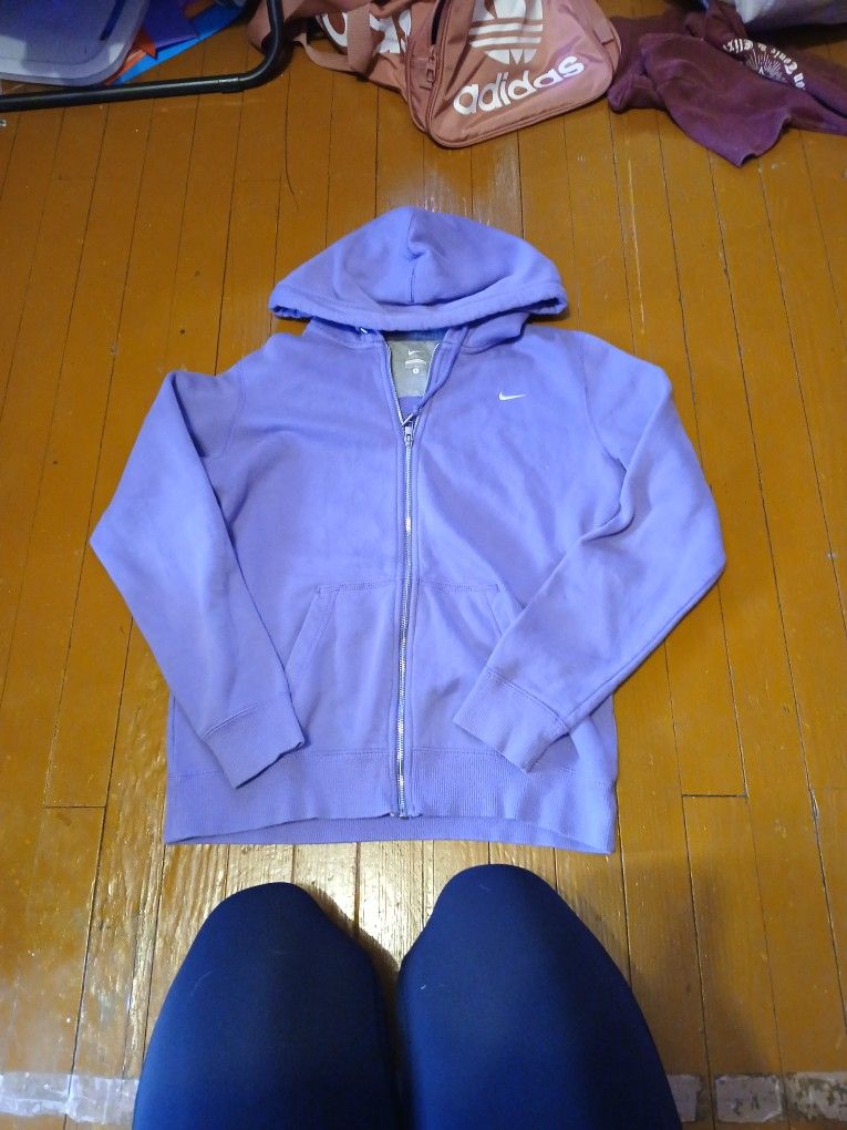 Purple Nike Zip Up Size Large(runs Smaller)