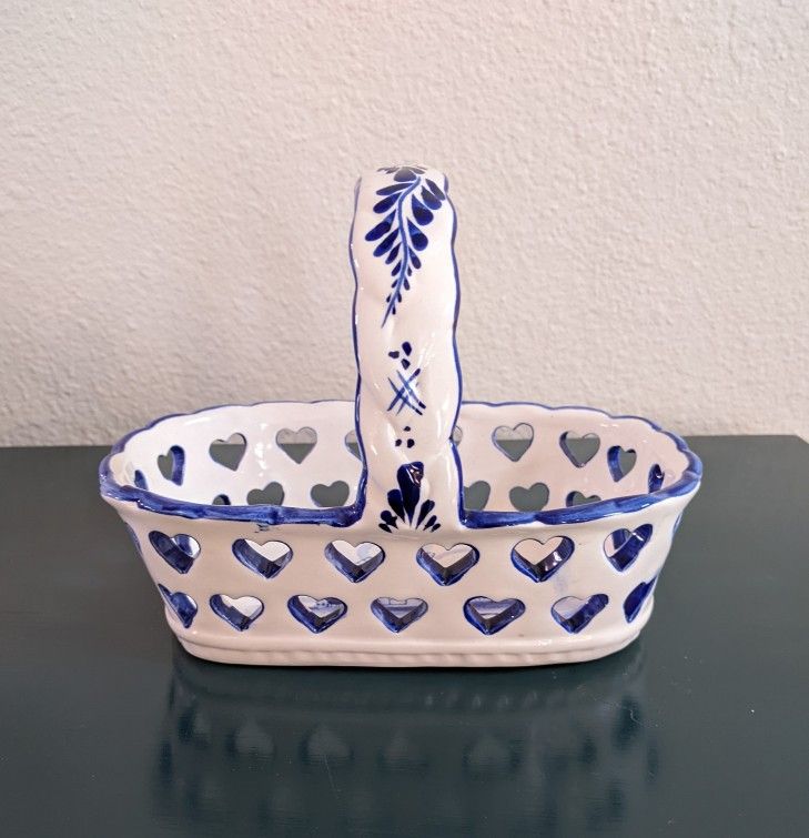 Delft Blue Basket 