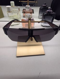 Burberry sunglasss