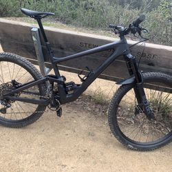 Specialized Enduro S5 (XL) Mountain Bike
