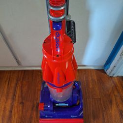 Dyson Vacuum In Perfect Working Condition 