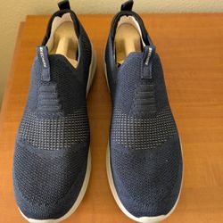 Skechers Men's Stretch Fit Size 11