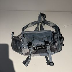 Supreme Blue Camo Waist Bag 🎒