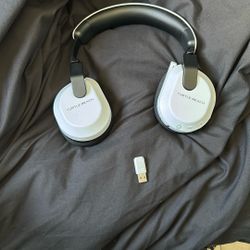 Gaming Headphones (wireless)