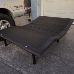 Adjustable bed frame