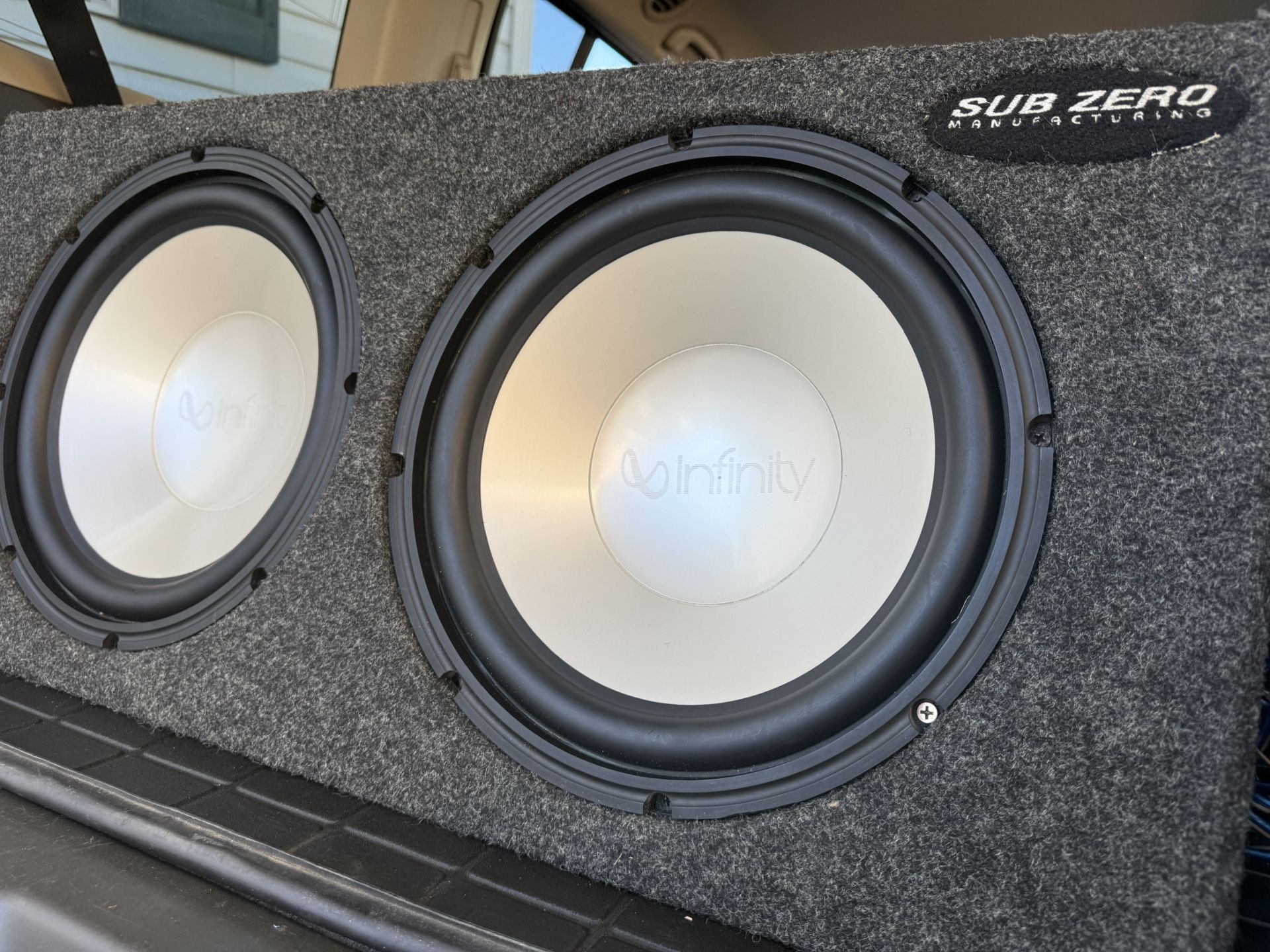 12 Infinity Sub Woofer Speakers π