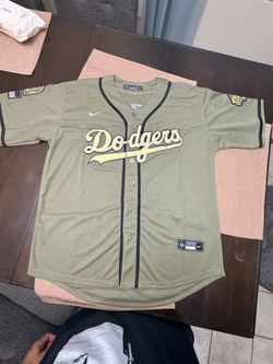 2025 DODGERS SALUTE TO SERVICE JERSEYS