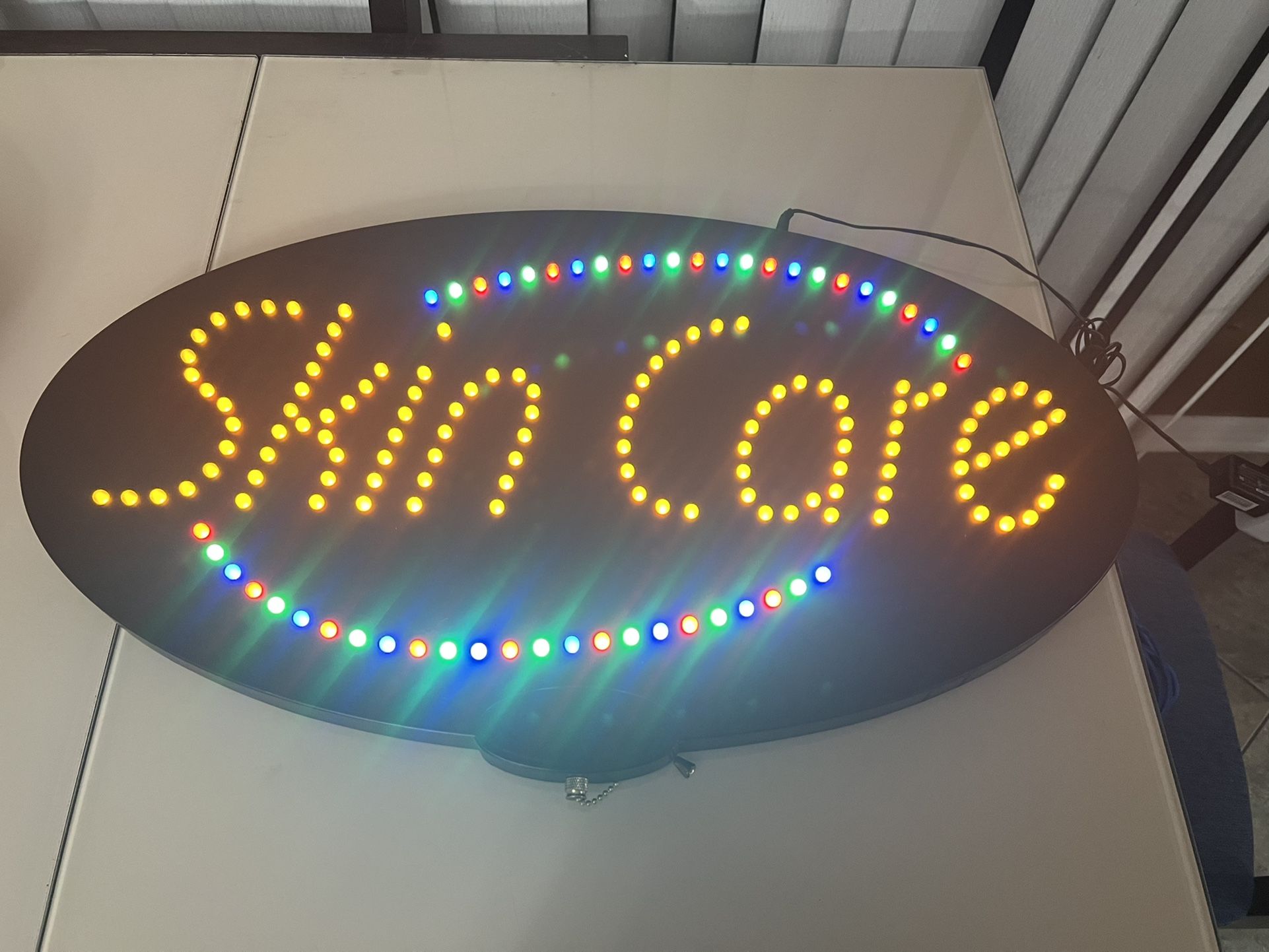 SKIN CARE" 27x15  SOLID/ANIMATED LED SIGN Free Shipping.  Sing in in very good condition and functions flawlessly. There are normal cosmetic blemishes