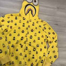 Bape Hoodie Minions Size Medium 