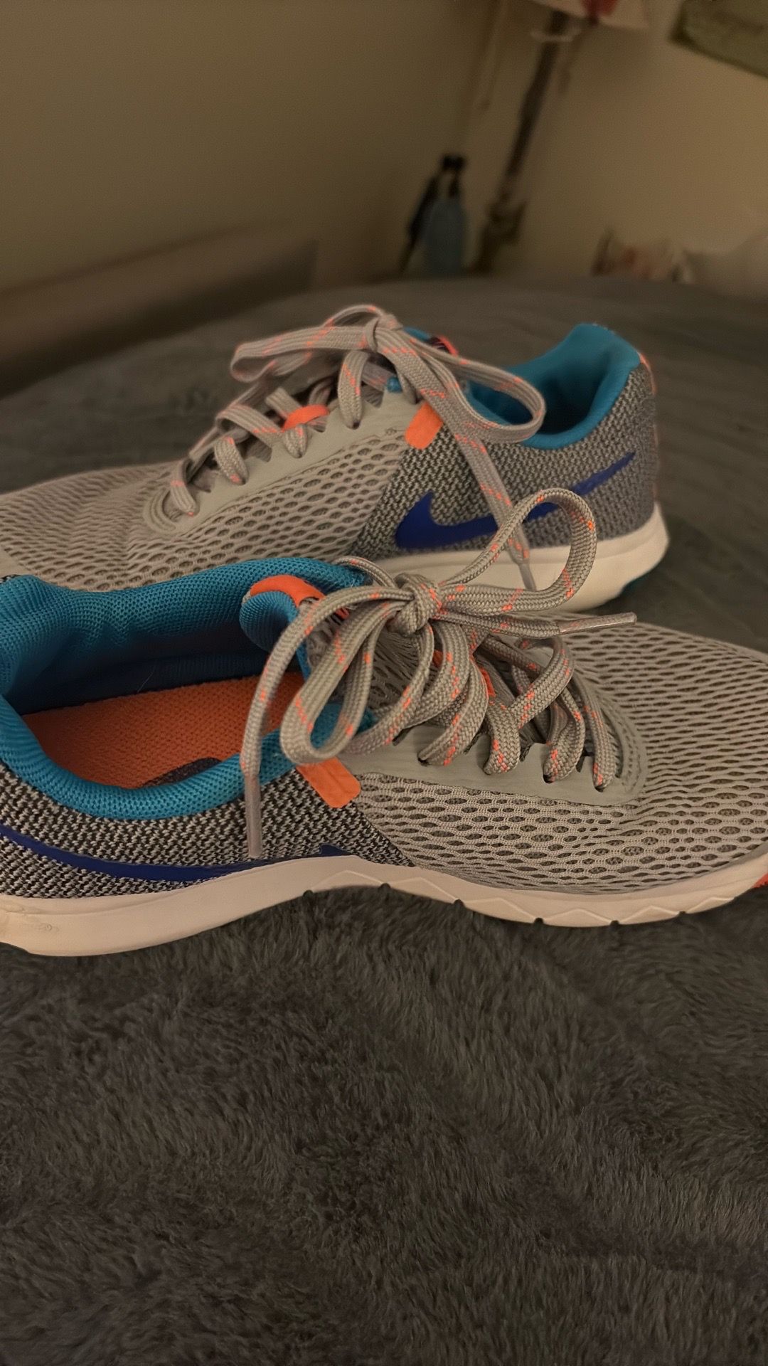Women’s Nike shoes