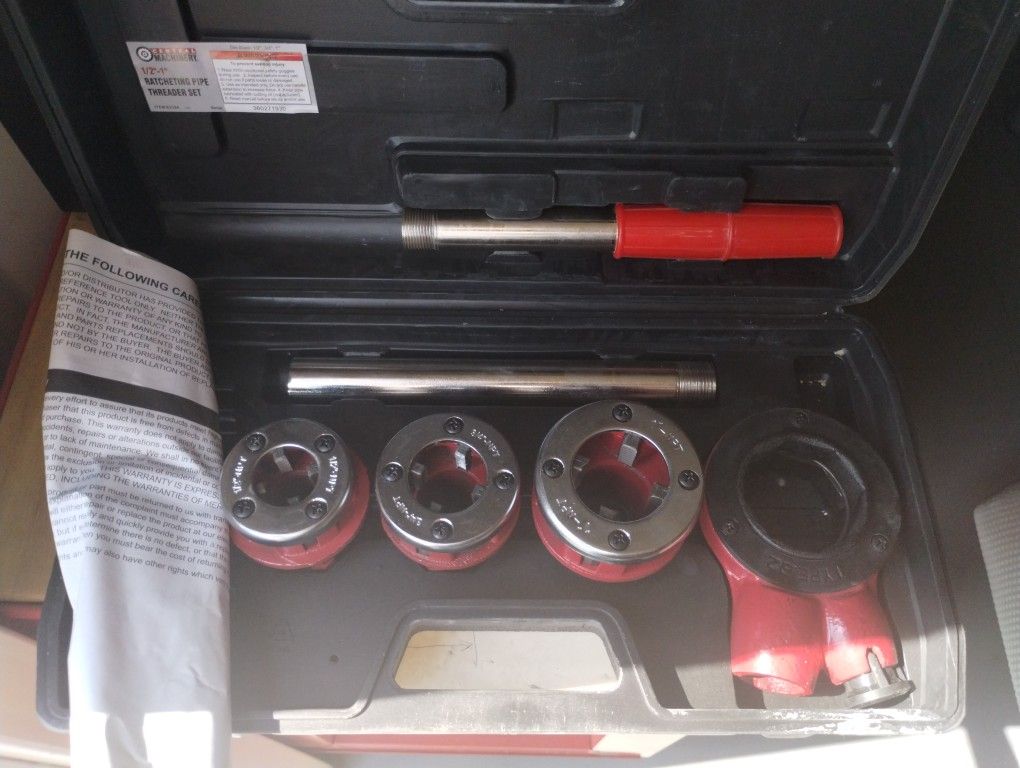 5pc Ratcheting Pipe Treader Set