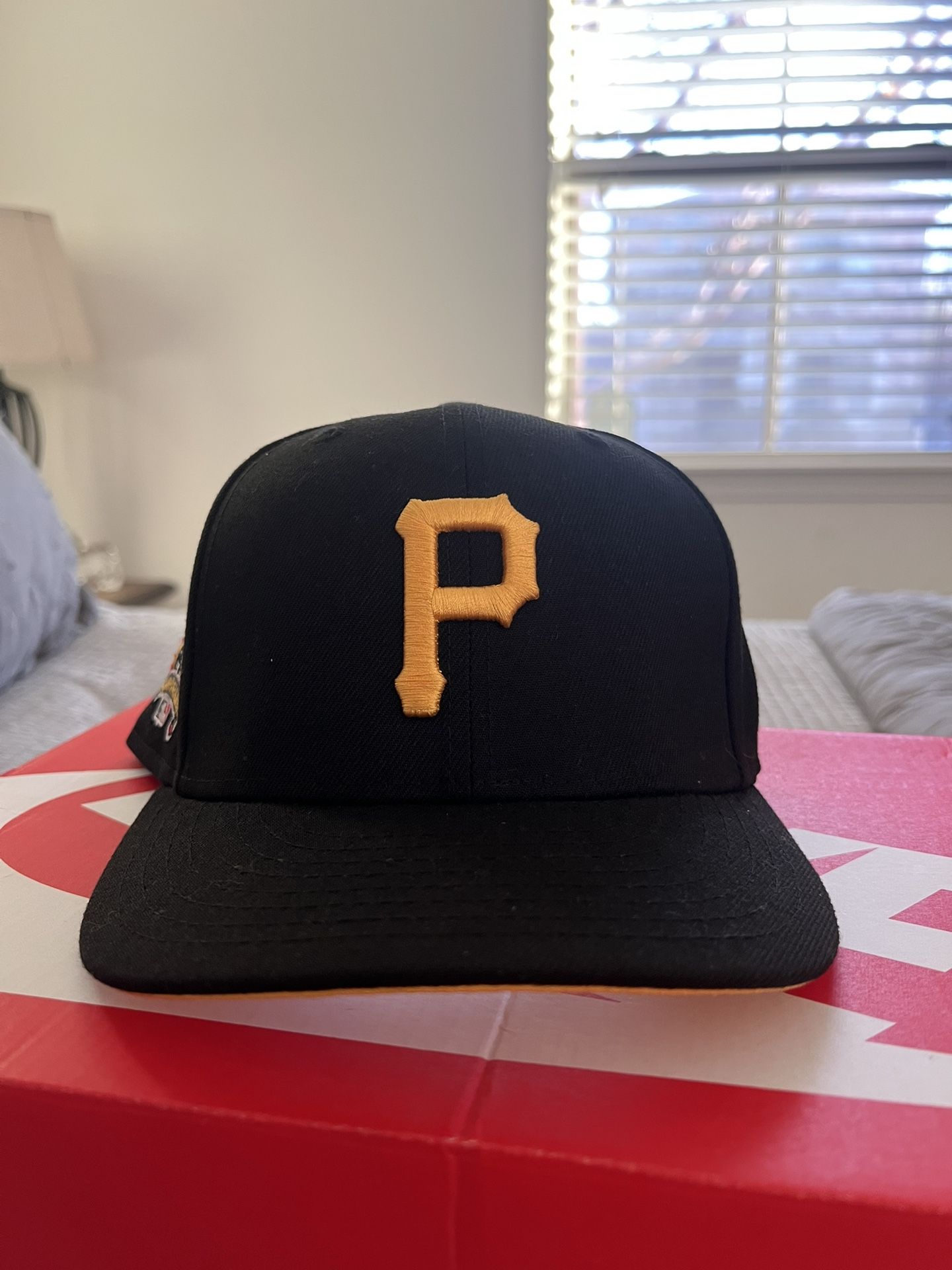 Pittsburgh Pirates 7 1/4 Fitted