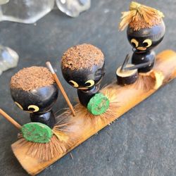 Vintage  African Dools Make Offer 