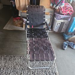 Supreme Lawn Chair