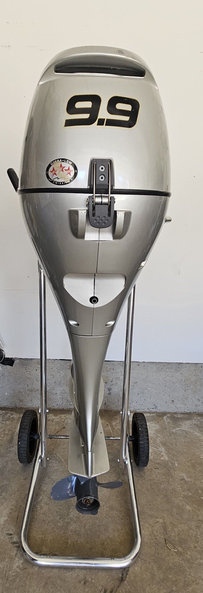 Honda 9.9 Electric Start Outboard Motor (Long Shaft) for Sale in